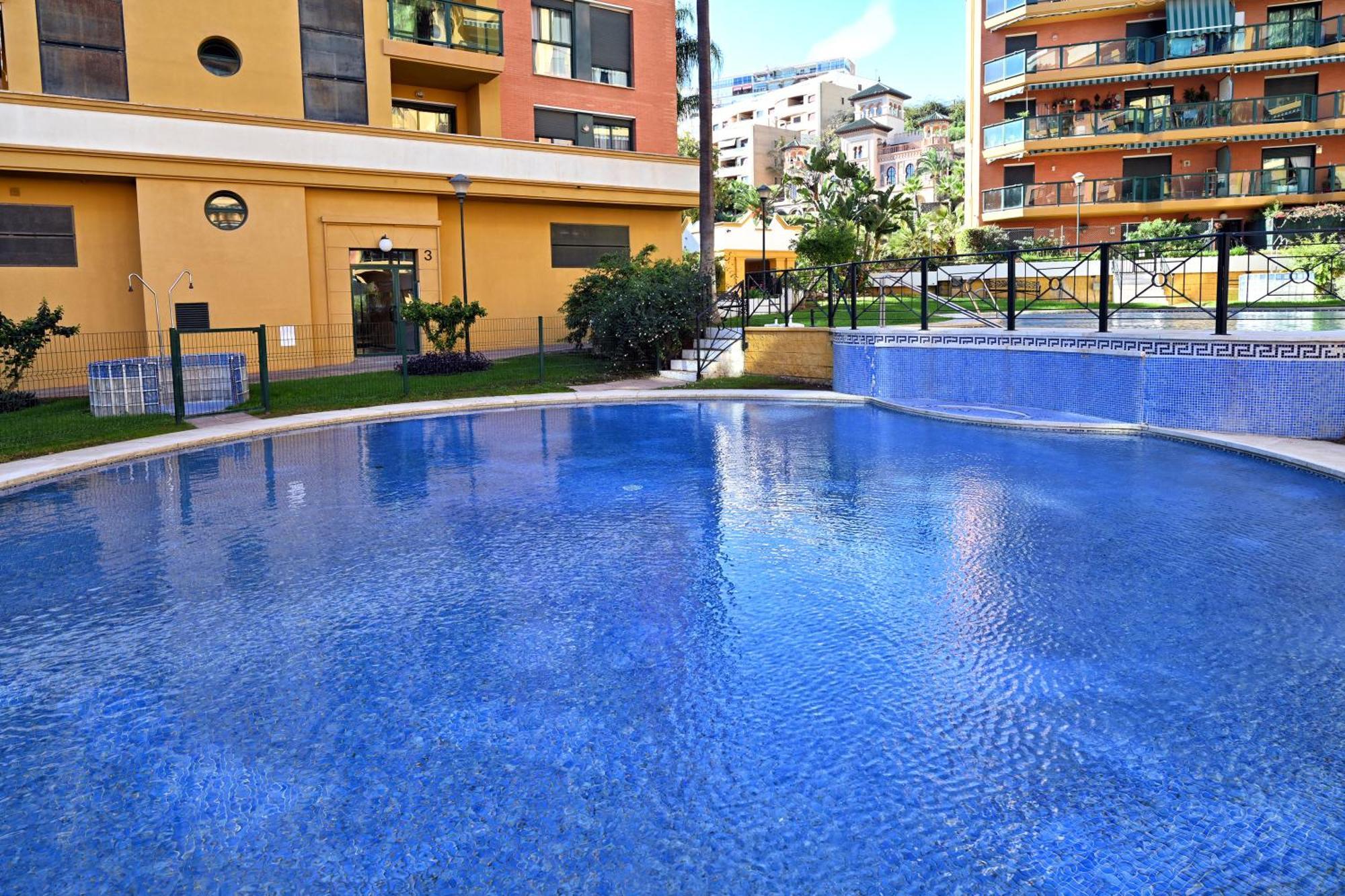 Love Rent4 Malaga Playa Del Bajondillo Торремолинос Экстерьер фото